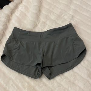 Lululemon speed up short 2.5”